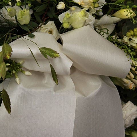 Rouwlint wit code 15